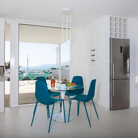 ヴィラ Playa Chica By Buenavilla *