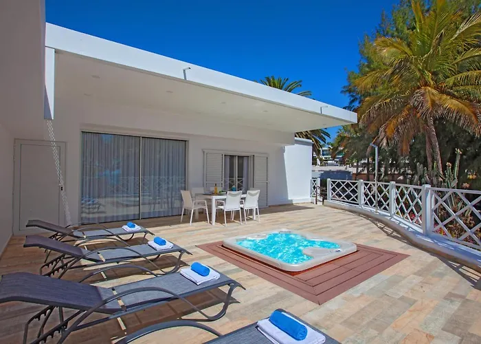Villa Playa Chica By Buenavilla Puerto del Carmen (Lanzarote)