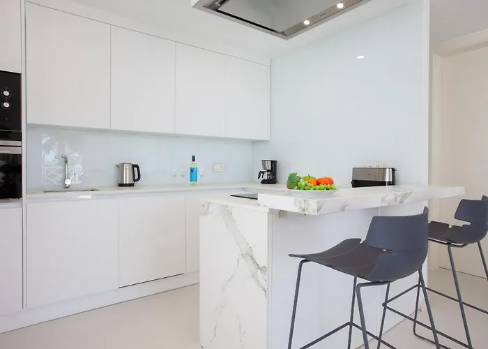 Playa Chica By Buenavilla * Puerto del Carmen (Lanzarote)