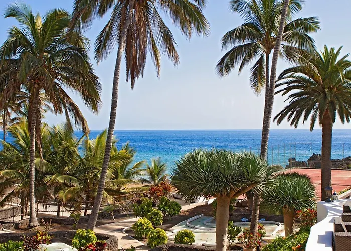 Playa Chica By Buenavilla * Puerto del Carmen (Lanzarote)